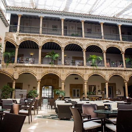Palacio De Los Velada Ávila Exteriér fotografie