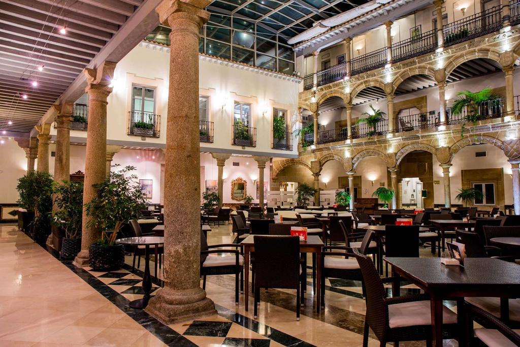 Palacio De Los Velada Ávila Exteriér fotografie